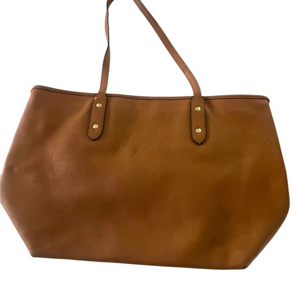 Coach Classic Leather Tote - Picture 2 of 11